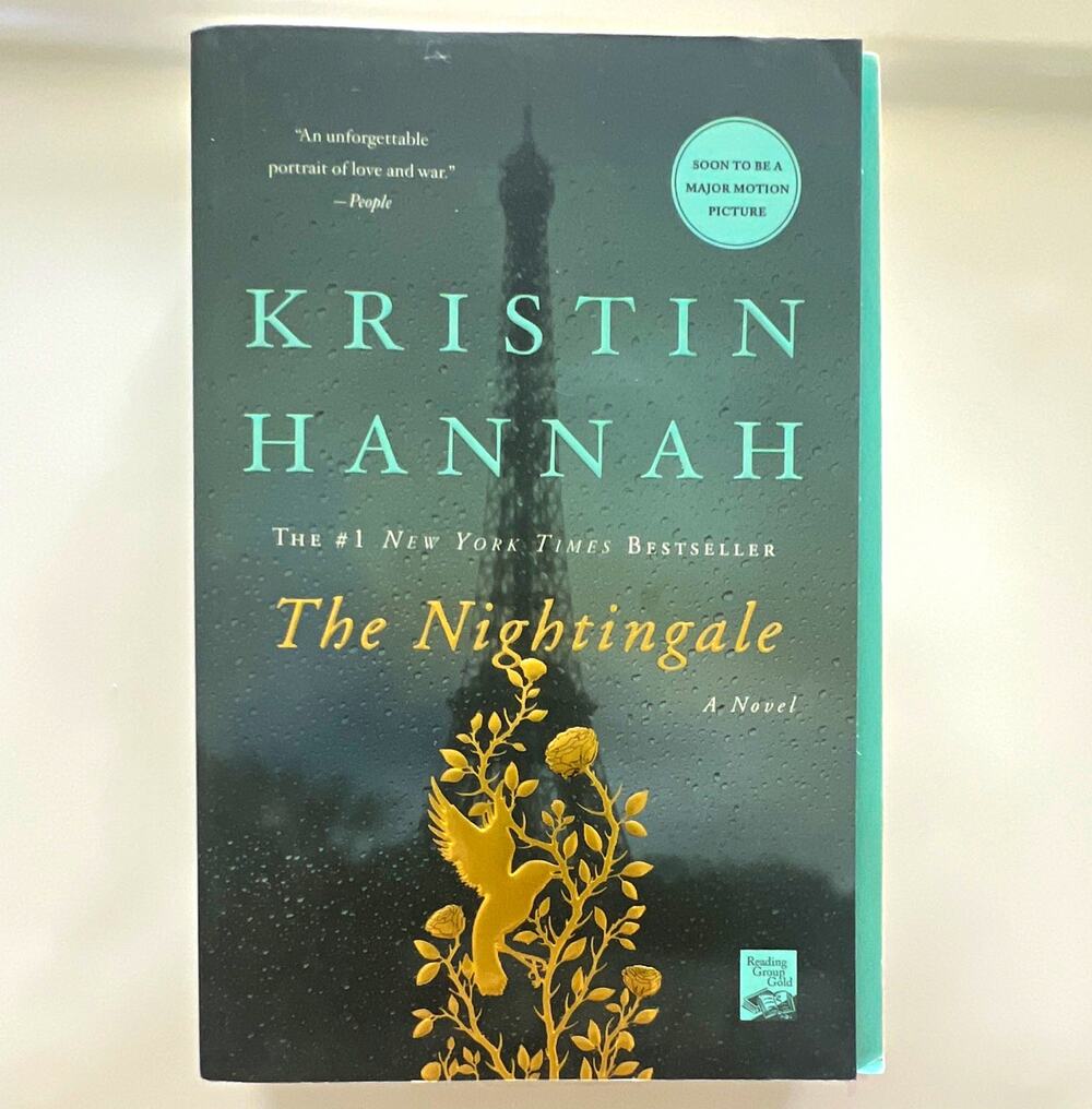 Kristin Hannah The Nightingale TPB 2017 St. Martin's Griffin WWII Fiction